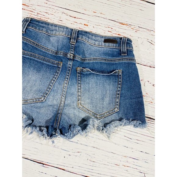 Tinseltown Jean Shorts Juniors Sz 3/4 Blue Cutoff Raw Hem Embroidered Red Flower - Picture 8 of 10